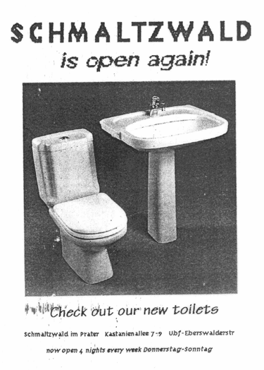 Die schwarz-weiß Abbildung zeigt eine weiße Porzellantoilette und eine weißes Porzellanwaschbecken auf schwarzem Grund.