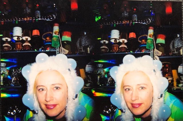 Laura Kikauka in Schmalzwald Berlin